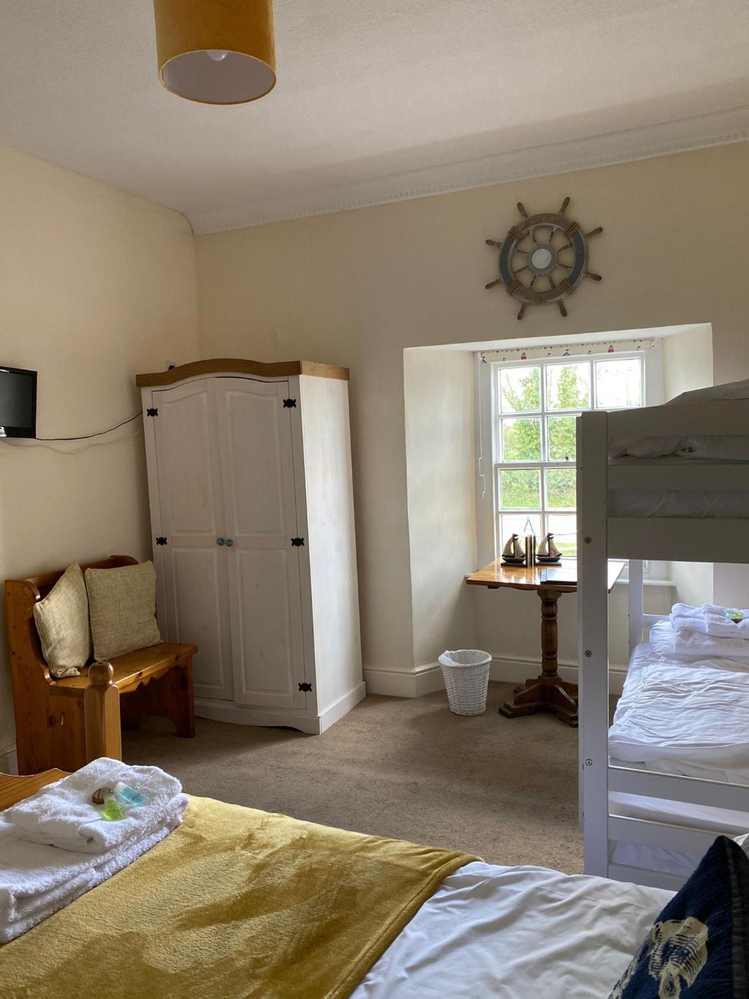 Red Lion Bed & Breakfast Winfrith Newburgh Room photo